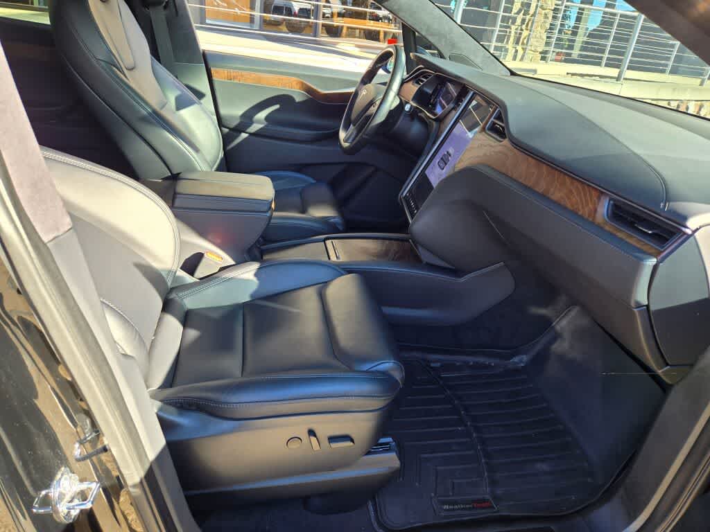 2020 Tesla Model X Long Range