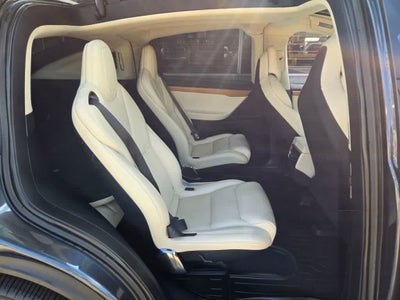 2019 Tesla Model X 75D