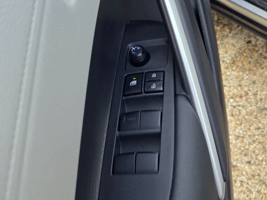 2023 Toyota Corolla Cross L