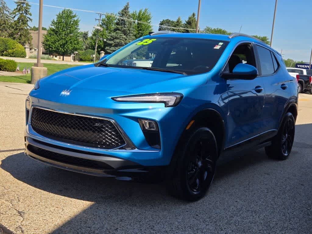 2025 Buick Encore GX Sport Touring