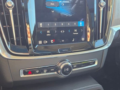 2022 Volvo S90 Inscription