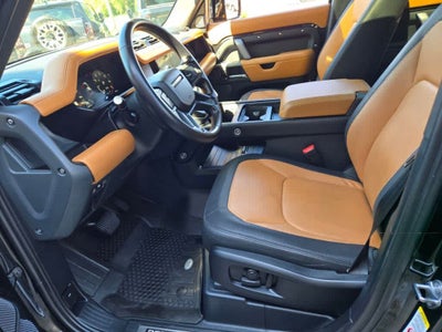 2024 Land Rover Defender 110 P400 X-Dynamic SE