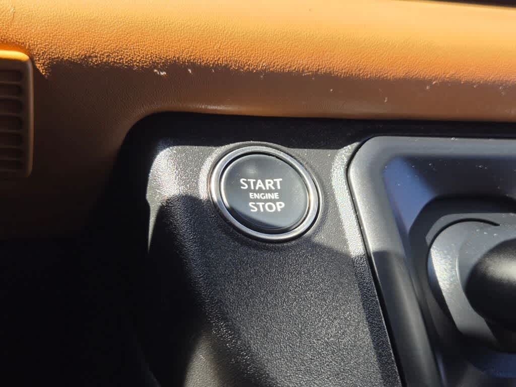 2024 Land Rover Defender 110 P400 X-Dynamic SE