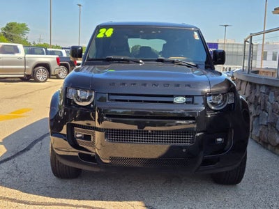 2024 Land Rover Defender 110 P400 X-Dynamic SE