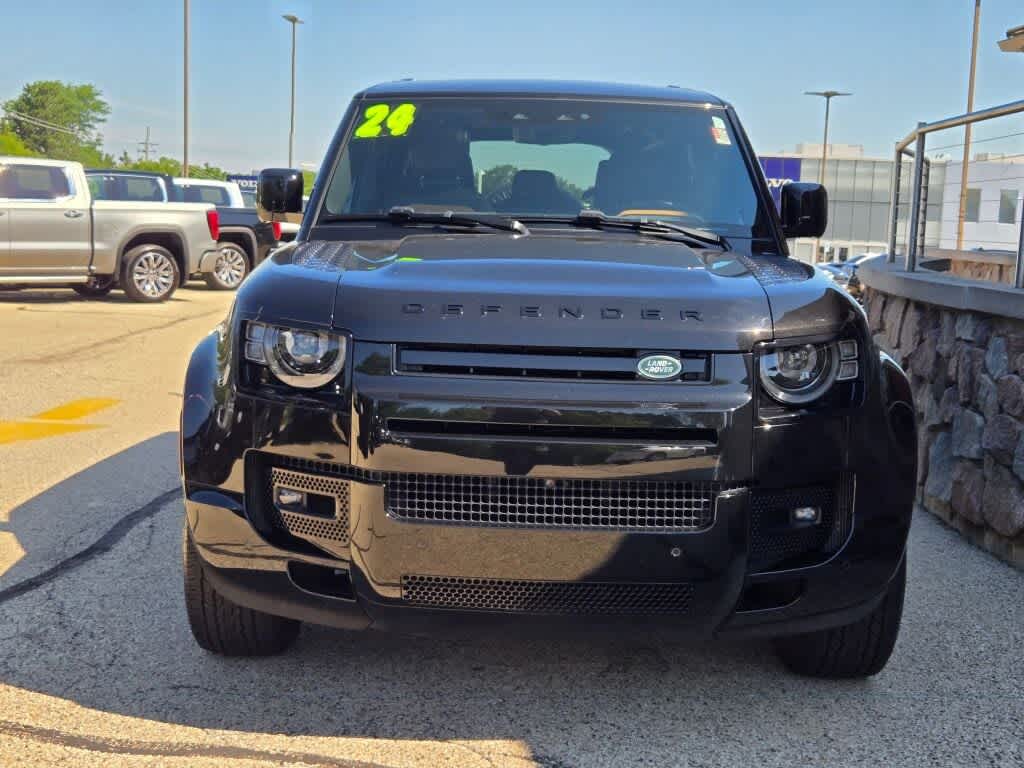 2024 Land Rover Defender 110 P400 X-Dynamic SE