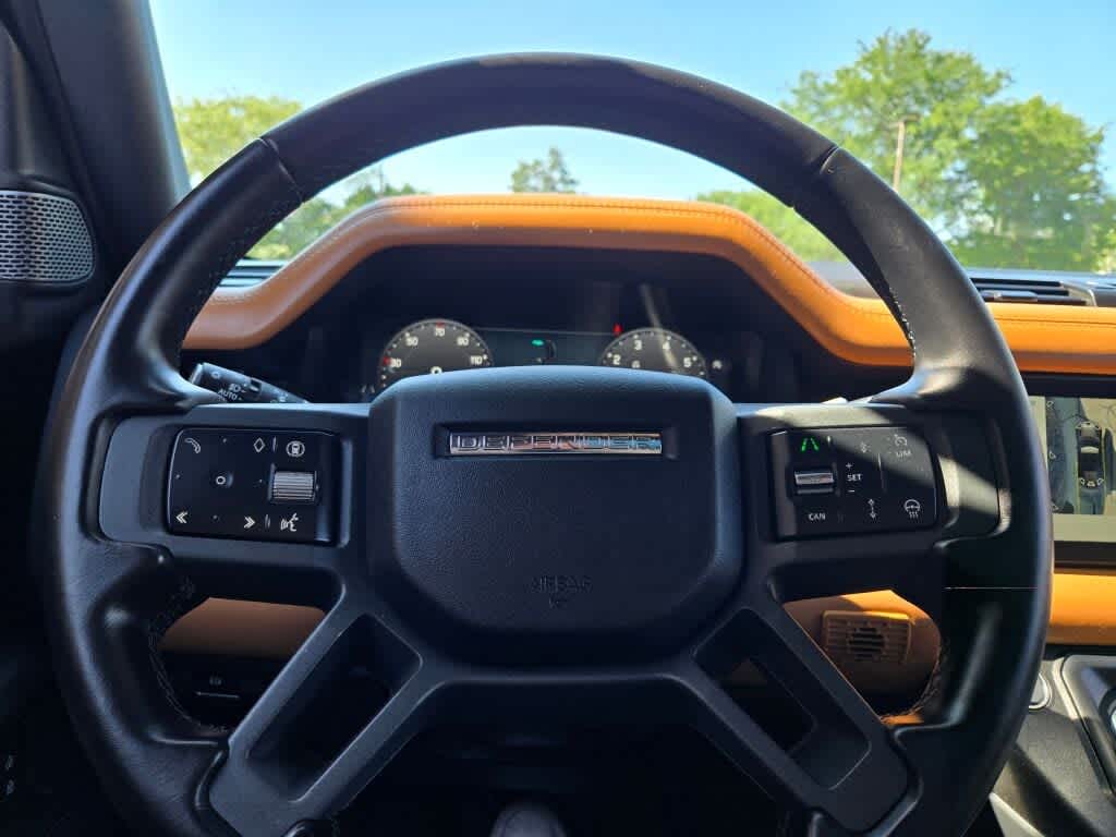 2024 Land Rover Defender 110 P400 X-Dynamic SE
