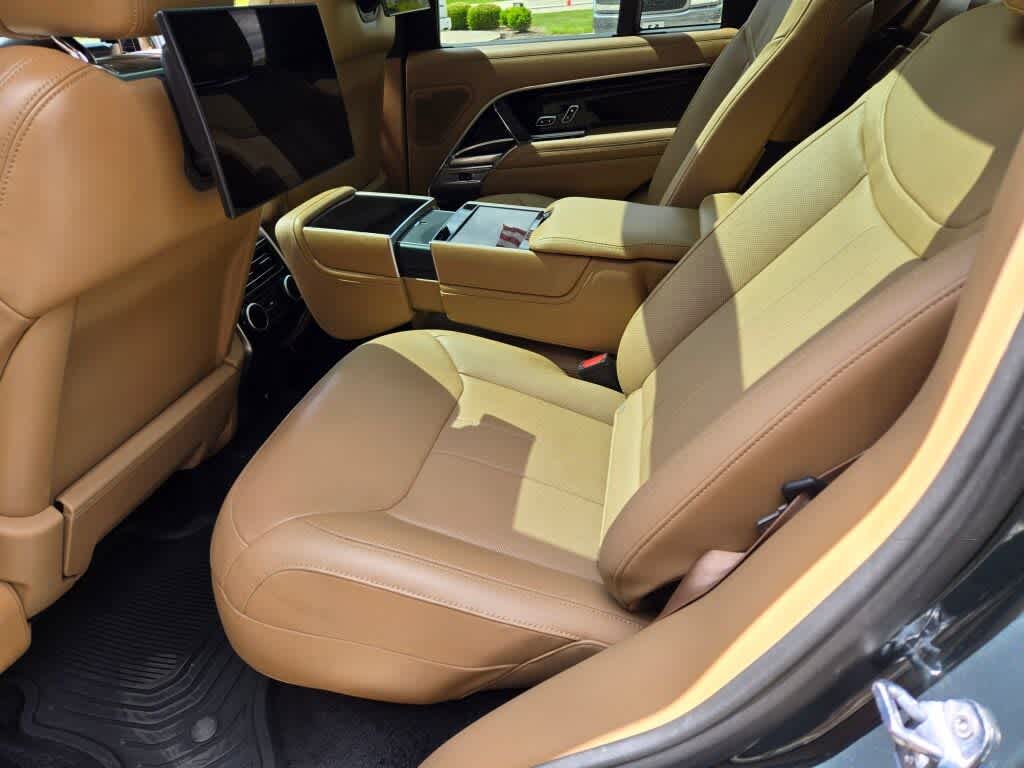 2023 Land Rover Range Rover Autobiography