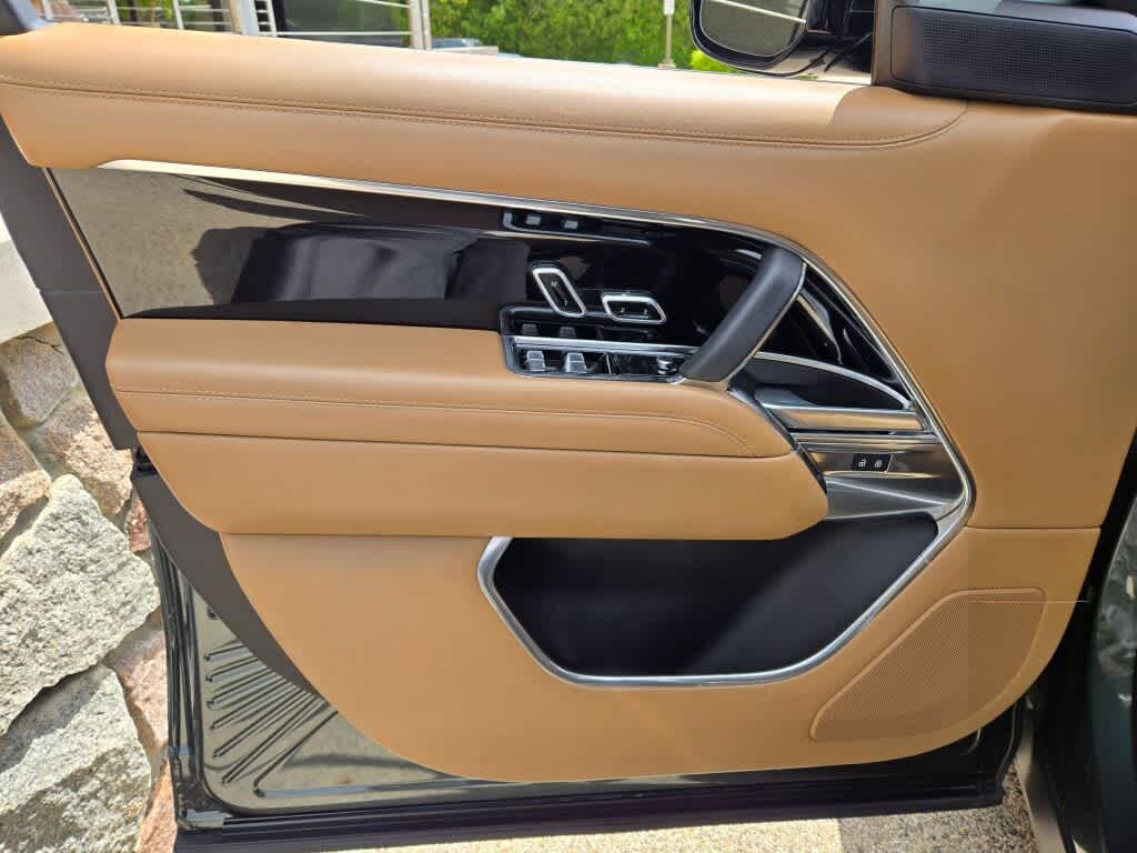 2023 Land Rover Range Rover Autobiography
