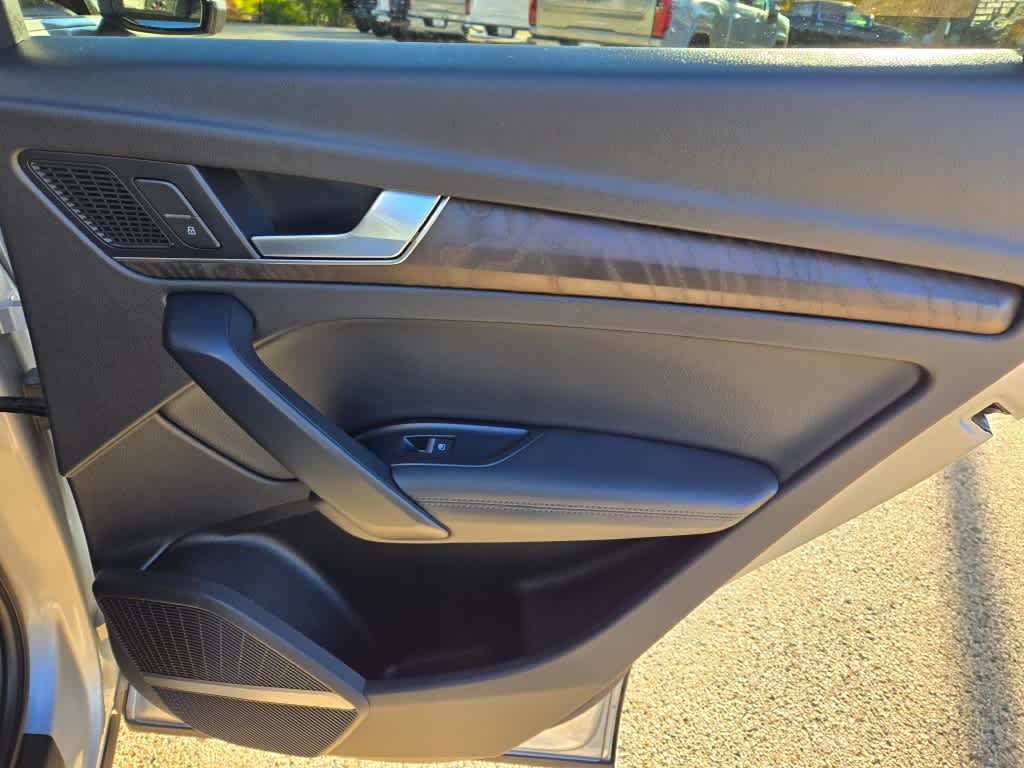 2019 Audi Q5 Premium Plus