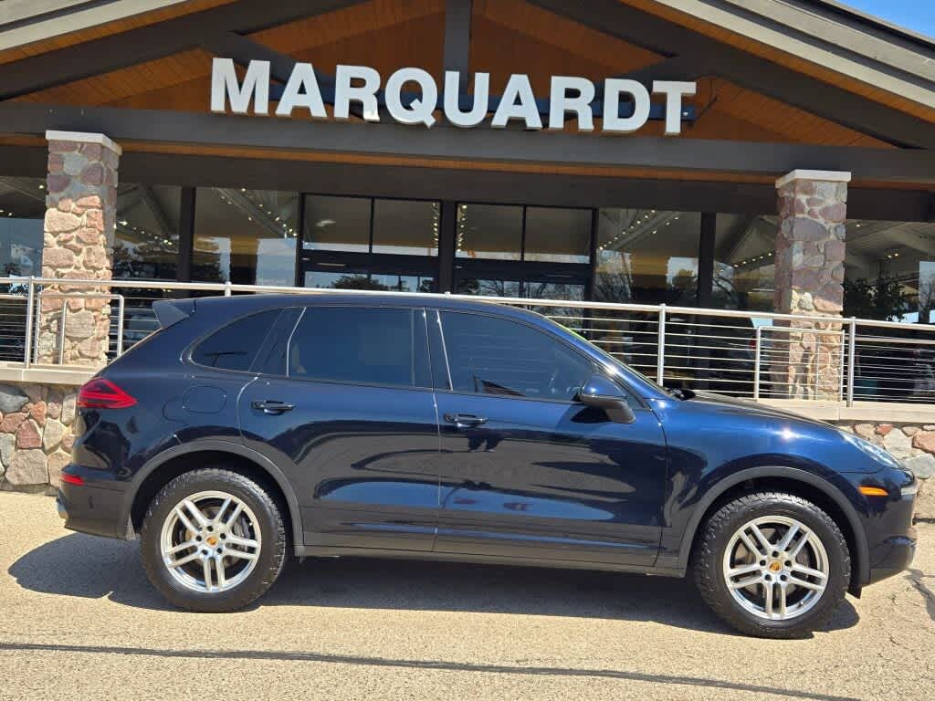 2016 Porsche Cayenne Base