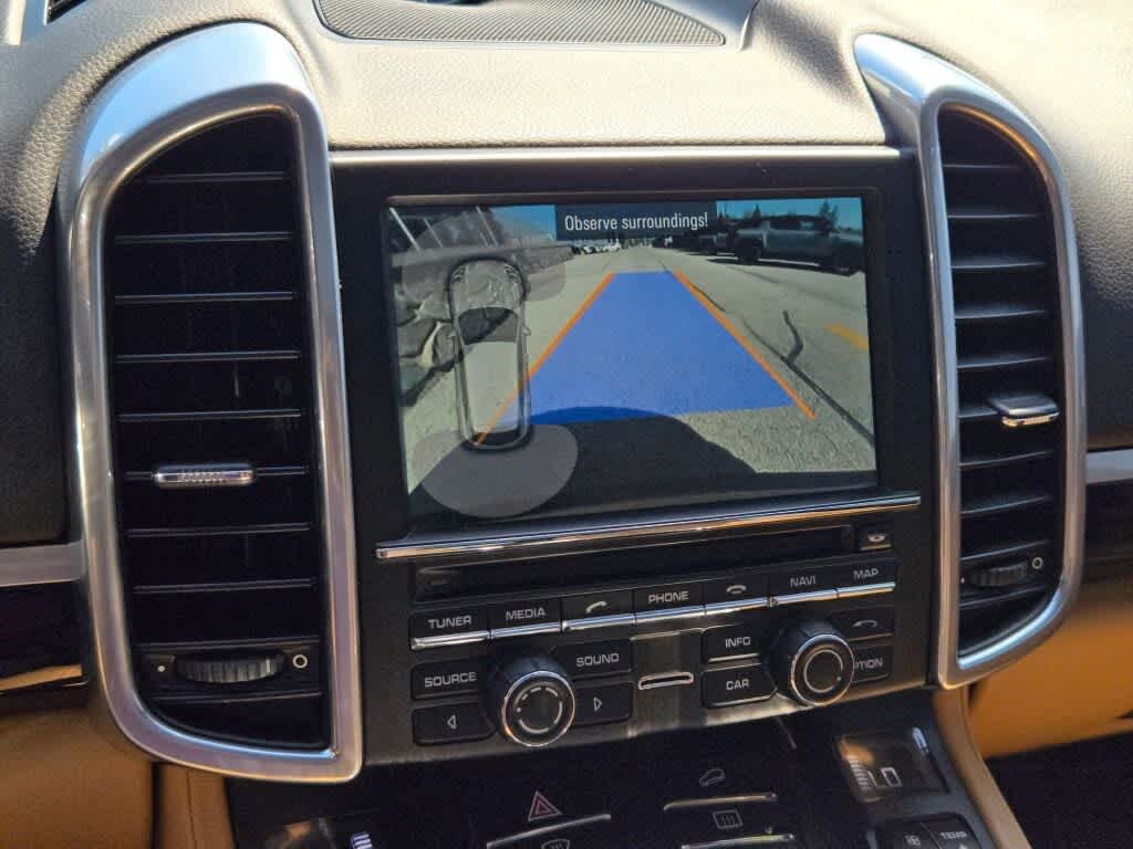 2016 Porsche Cayenne Base