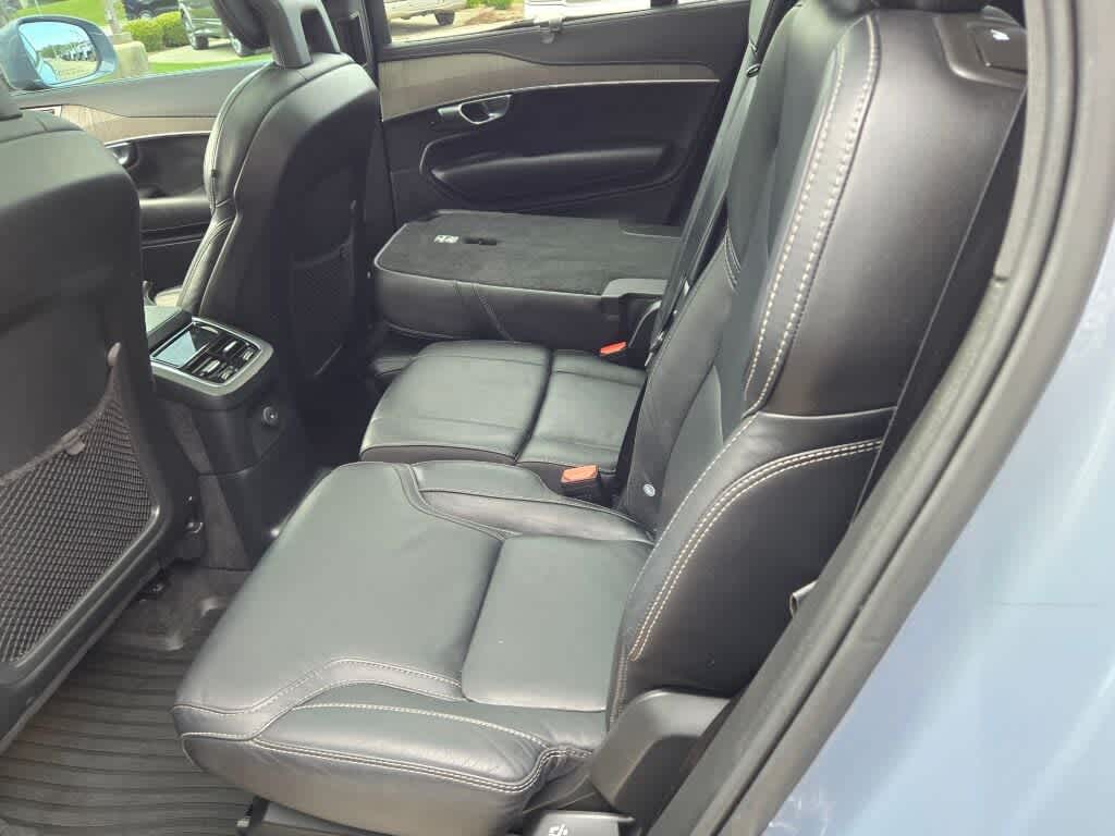 2022 Volvo XC90 Recharge Plug-In Hybrid T8 Inscription 7 Passenger
