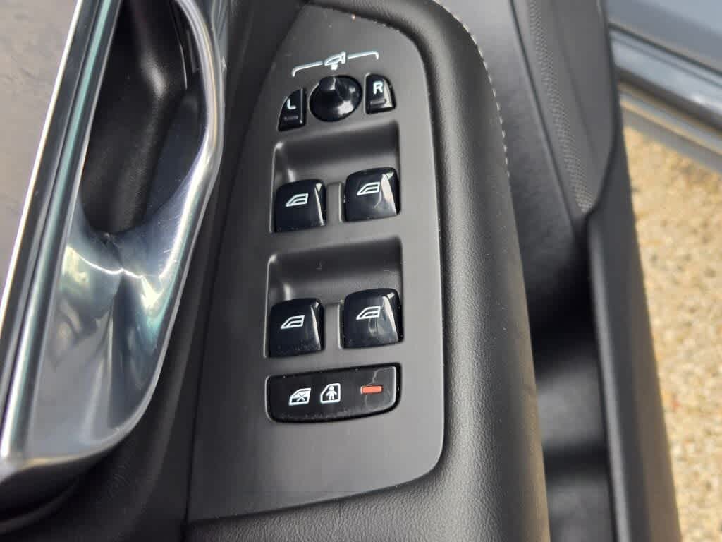 2022 Volvo XC90 Recharge Plug-In Hybrid T8 Inscription 7 Passenger