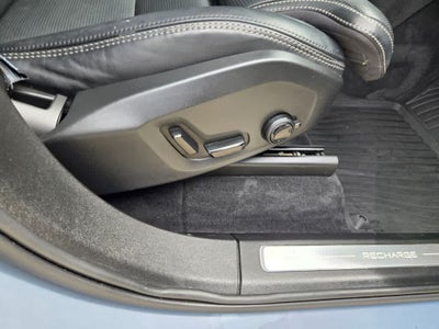 2022 Volvo XC90 Recharge Plug-In Hybrid T8 Inscription 7 Passenger