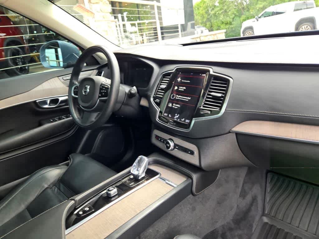 2022 Volvo XC90 Recharge Plug-In Hybrid T8 Inscription 7 Passenger