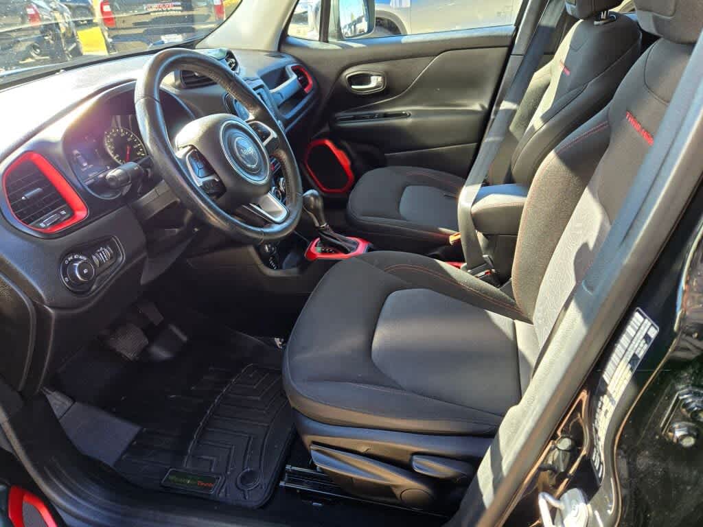 2015 Jeep Renegade Trailhawk