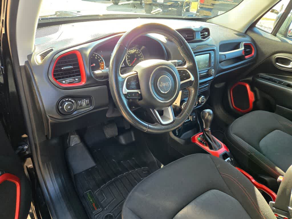 2015 Jeep Renegade Trailhawk