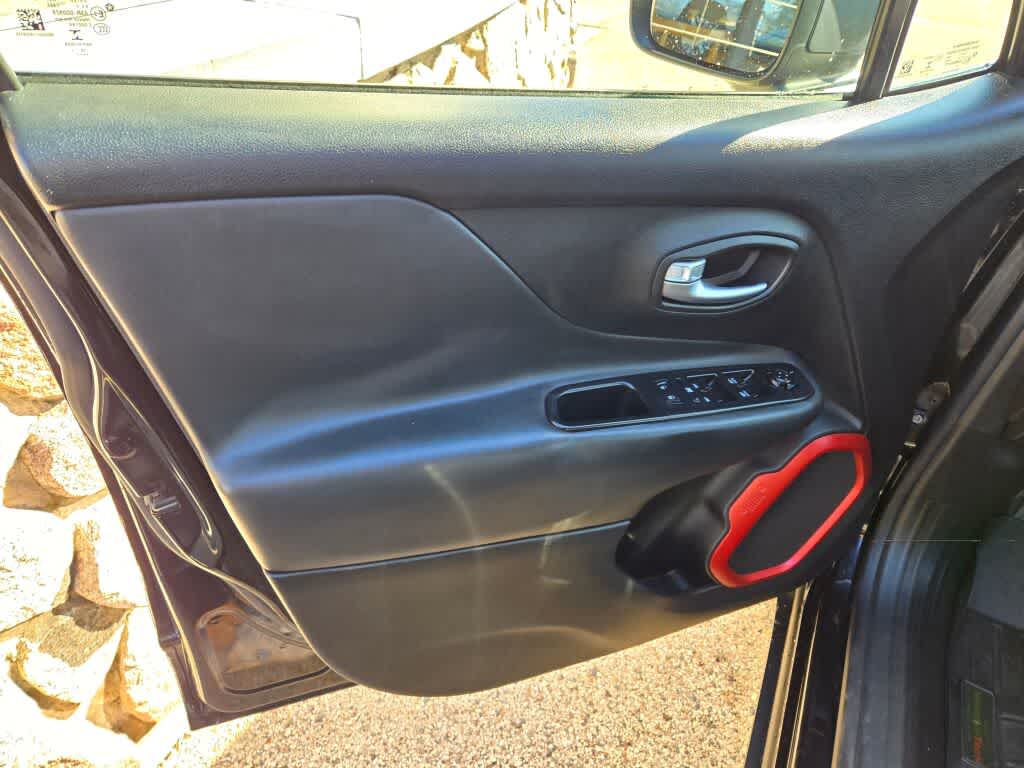 2015 Jeep Renegade Trailhawk