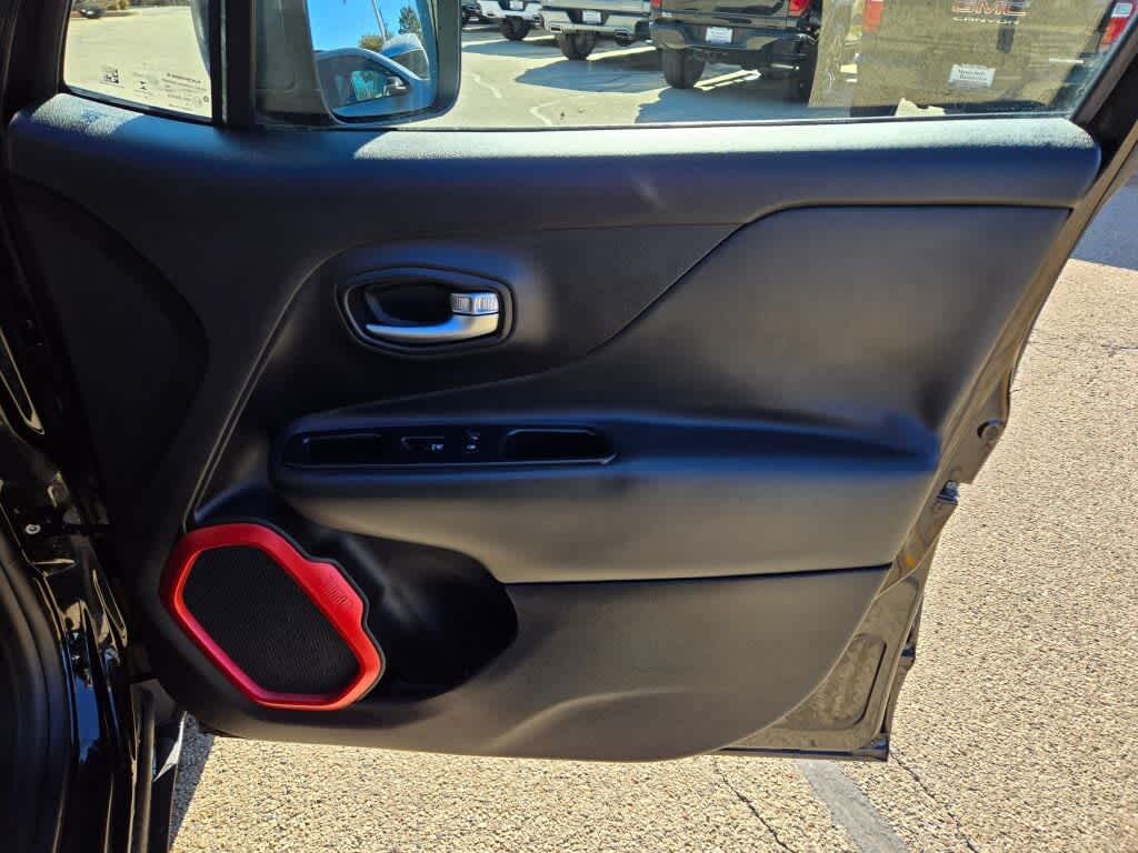 2015 Jeep Renegade Trailhawk